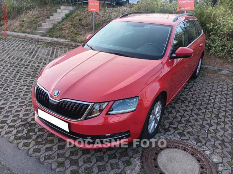 Škoda Octavia - hlavní fotka