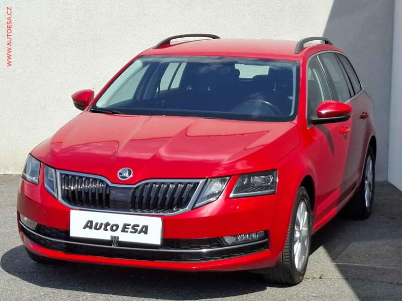 Škoda Octavia - hlavní fotka