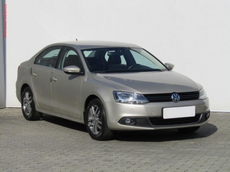 Volkswagen Jetta - hlavní foto