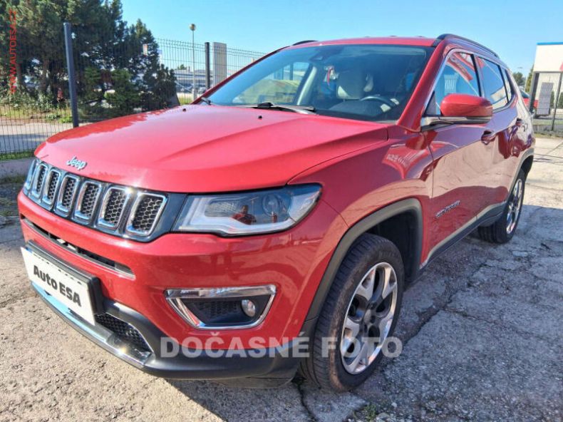Jeep Compass - hlavní foto