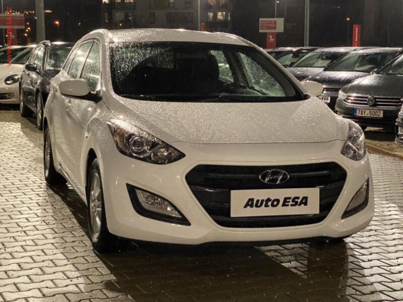 Hyundai i30 - hlavní fotka inzerátu