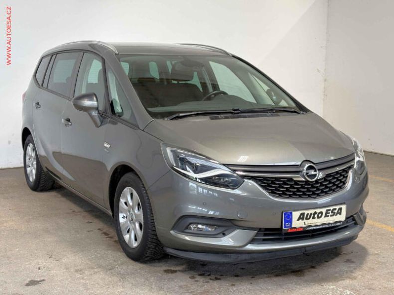 Opel Zafira - hlavní foto