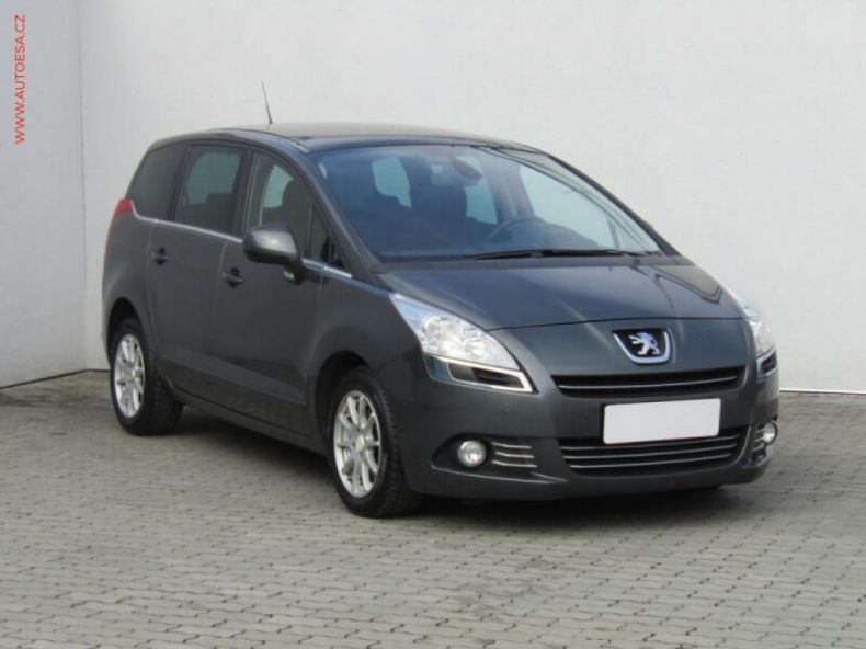 Peugeot 5008 - hlavní foto