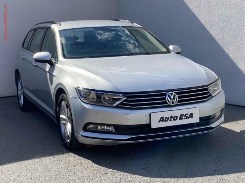 Volkswagen Passat - hlavní fotka inzerátu