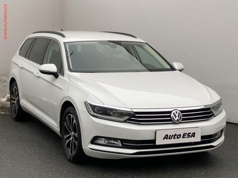 Volkswagen Passat - hlavní fotka inzerátu