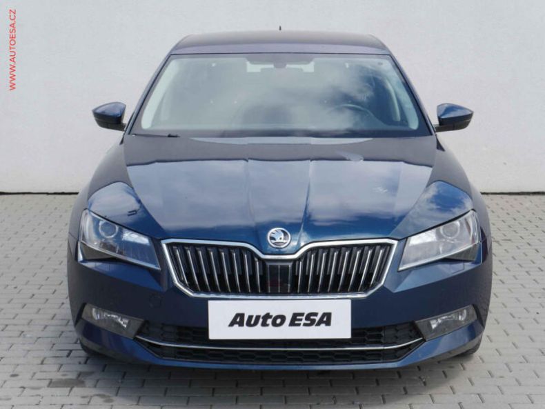 Škoda Superb - hlavní fotka