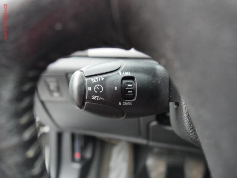 Peugeot 407 - hlavní fotka