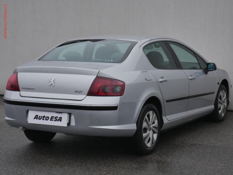 Peugeot 407 - hlavní fotka