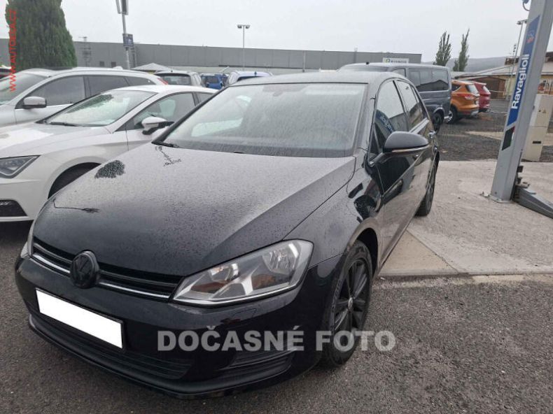 Volkswagen Golf - hlavní fotka inzerátu
