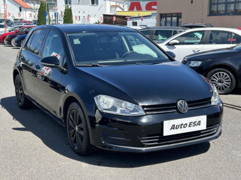 Volkswagen Golf - hlavní fotka inzerátu