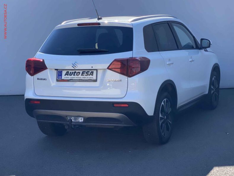 Suzuki Vitara - hlavní fotka
