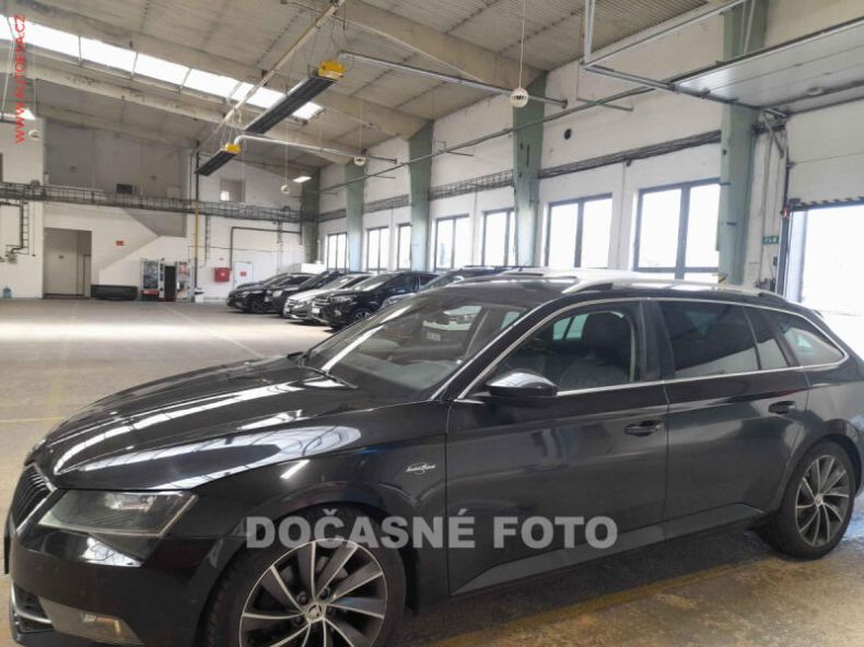 Škoda Superb - hlavní foto