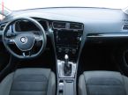 Volkswagen Golf - fotka číslo 7