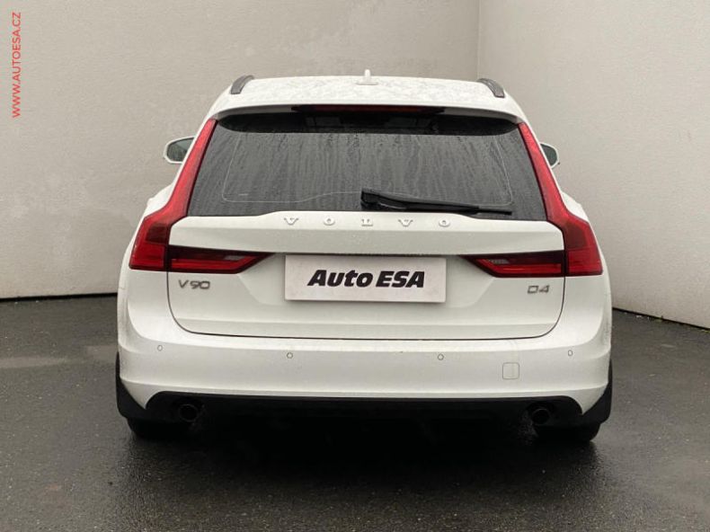 Volvo V90 - hlavní fotka