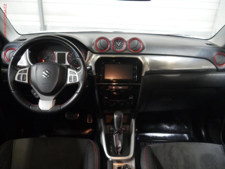 Suzuki Vitara - hlavní fotka