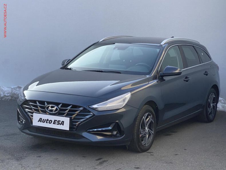 Hyundai i30 - hlavní fotka