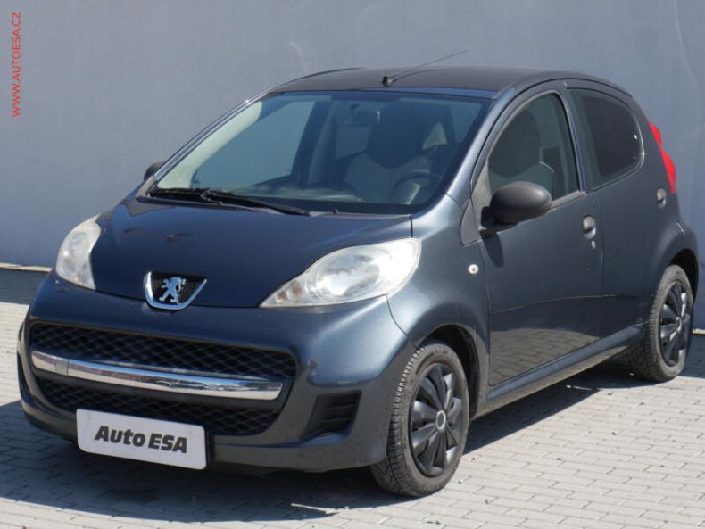 Peugeot 107 - hlavní foto