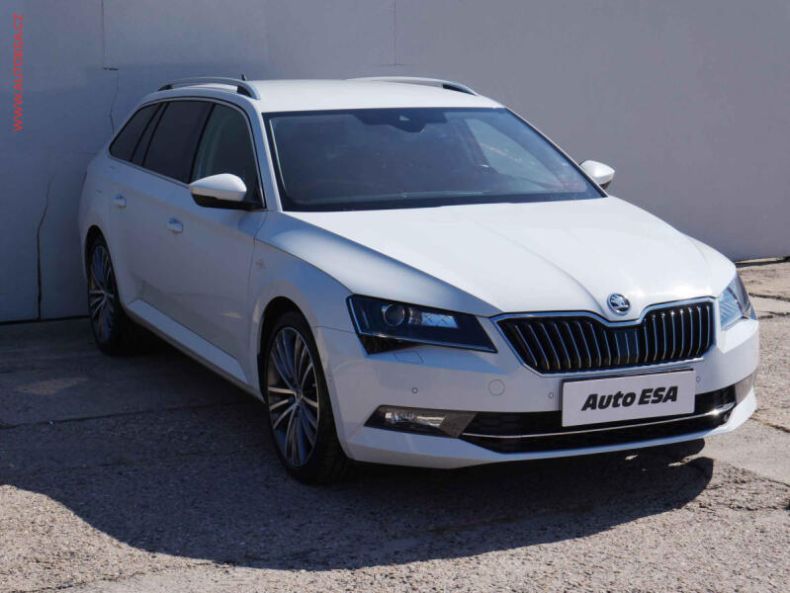 Škoda Superb - hlavní foto
