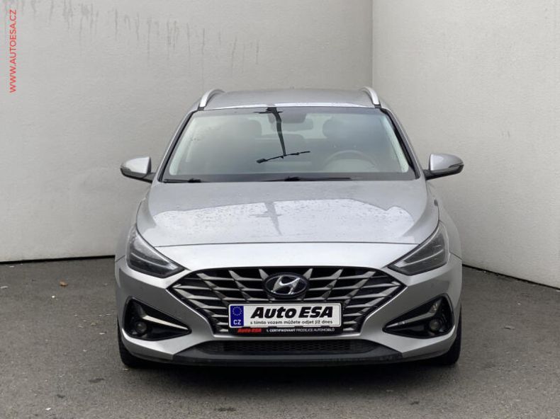 Hyundai i30 - hlavní fotka