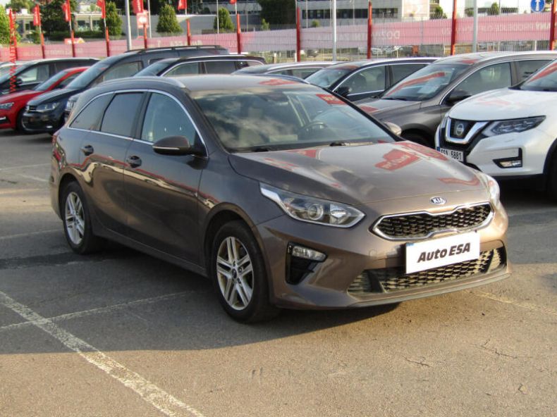 Kia Cee'd - hlavní foto