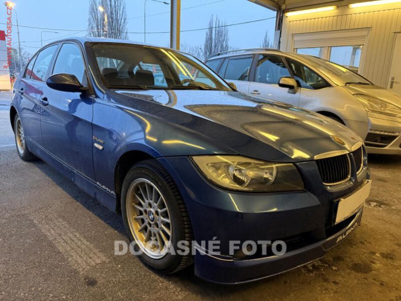 BMW Řada 3 - hlavní foto