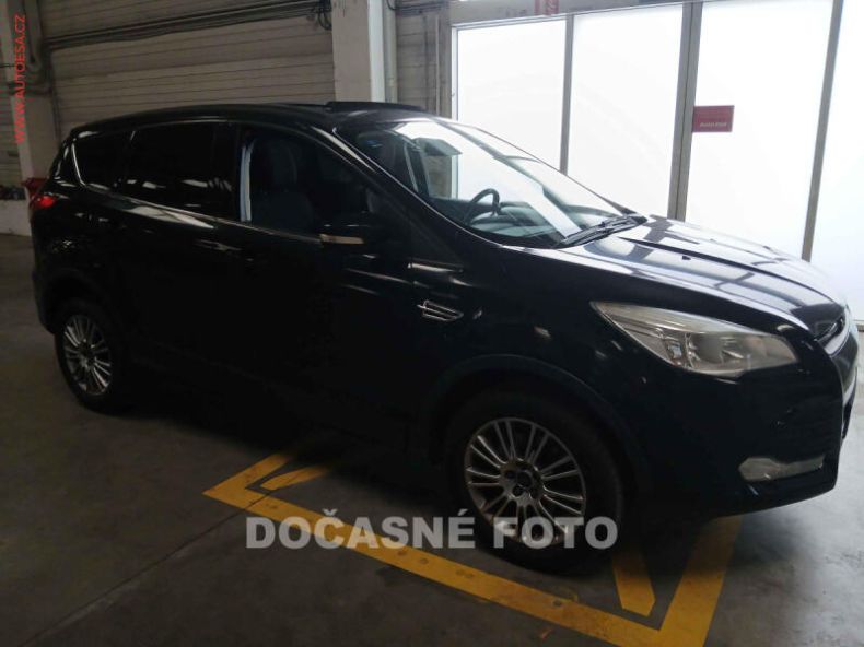 Ford Kuga - hlavní foto