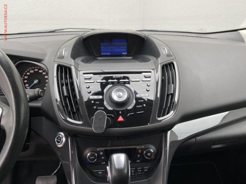 Ford Kuga - hlavní fotka