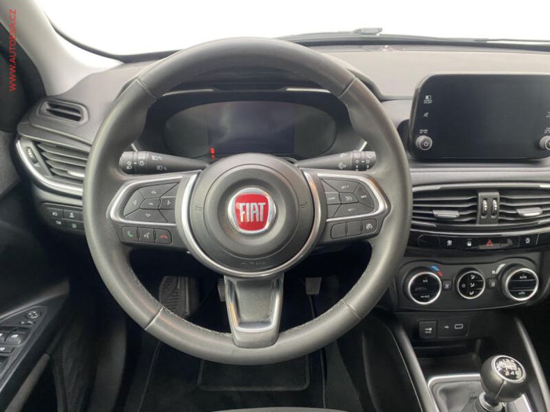 Fiat Tipo - hlavní fotka