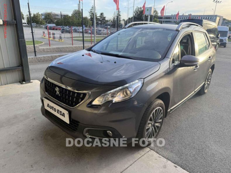 Peugeot 2008 - hlavní foto