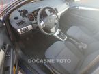 Opel Astra - fotka číslo 2