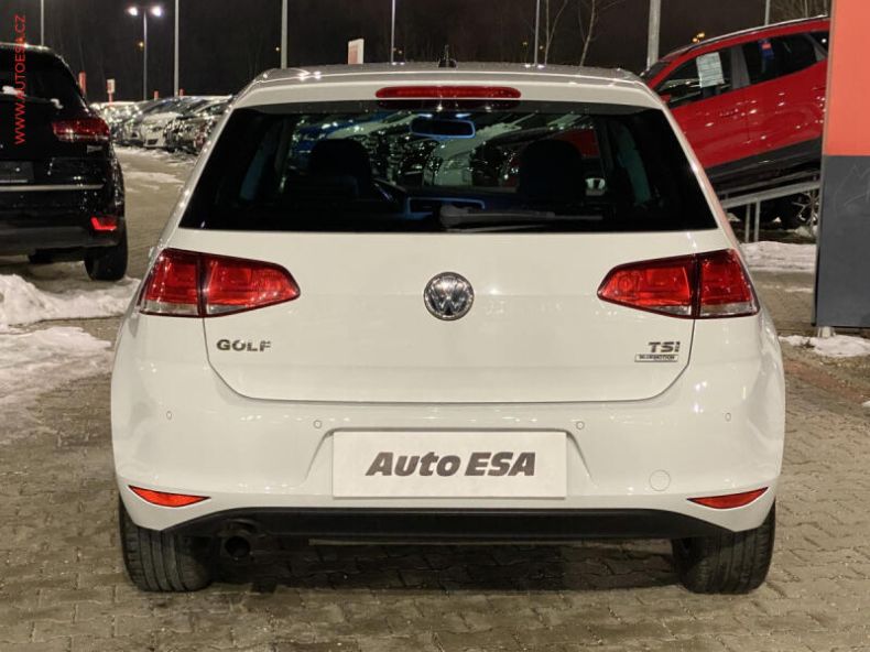 Volkswagen Golf - hlavní fotka