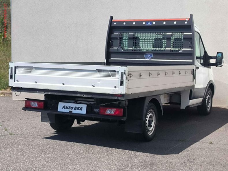 Ford Transit - hlavní fotka