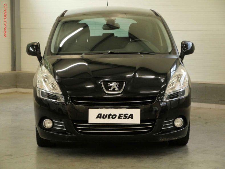 Peugeot 5008 - hlavní fotka