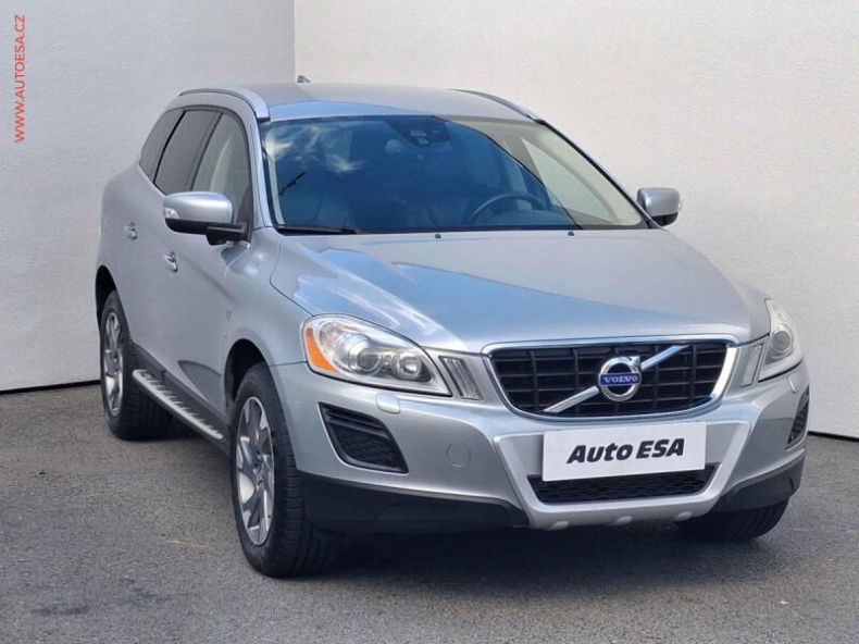 Volvo XC60 - hlavní foto