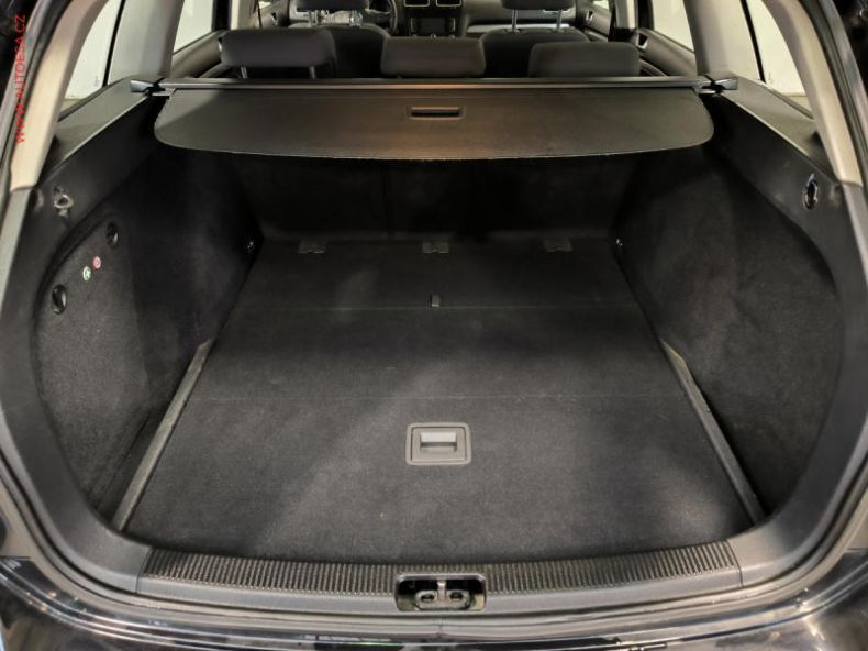 Volkswagen Golf - hlavní fotka