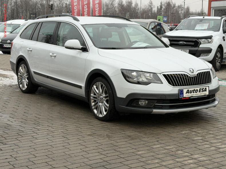 Škoda Superb - hlavní fotka inzerátu