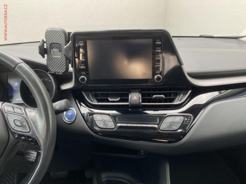 Toyota C-HR - hlavní fotka