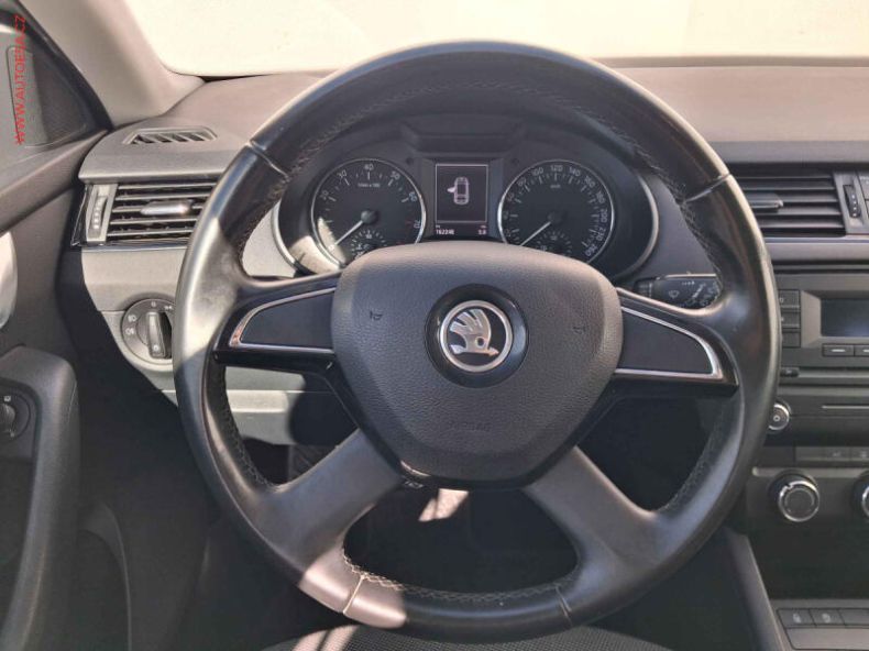 Škoda Octavia - hlavní fotka