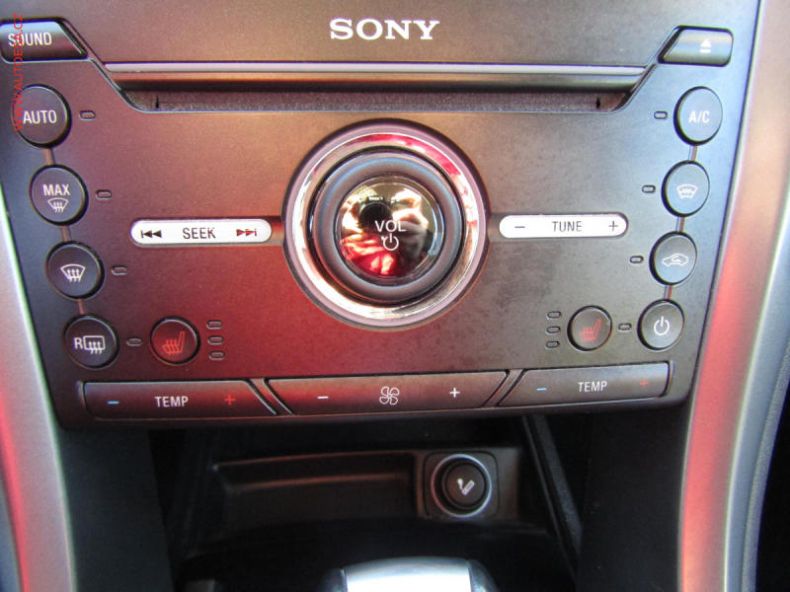 Ford Mondeo - hlavní fotka