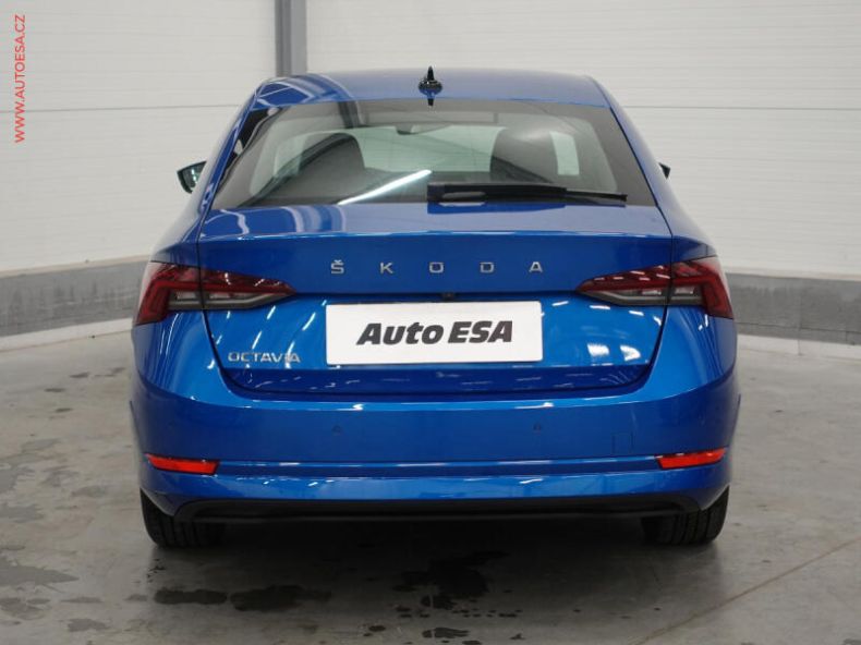 Škoda Octavia - hlavní fotka