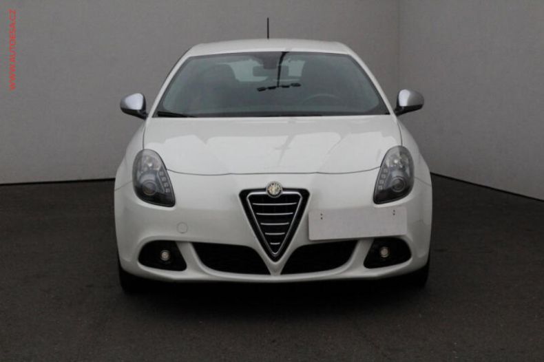 Alfa Romeo Giulietta - hlavní fotka