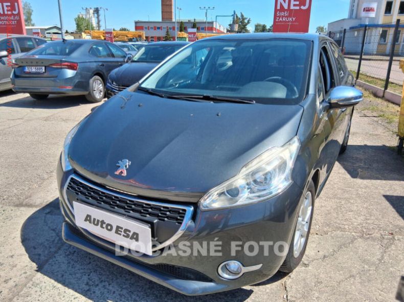 Peugeot 208 - hlavní fotka inzerátu