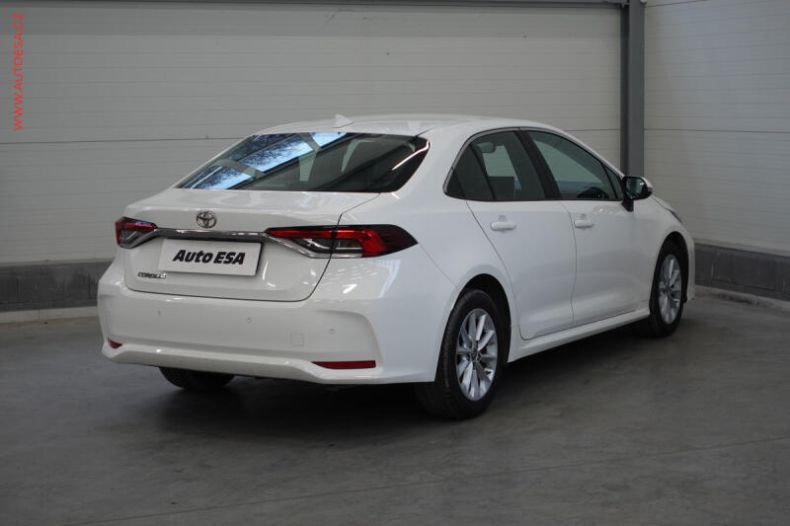 Toyota Corolla - hlavní fotka