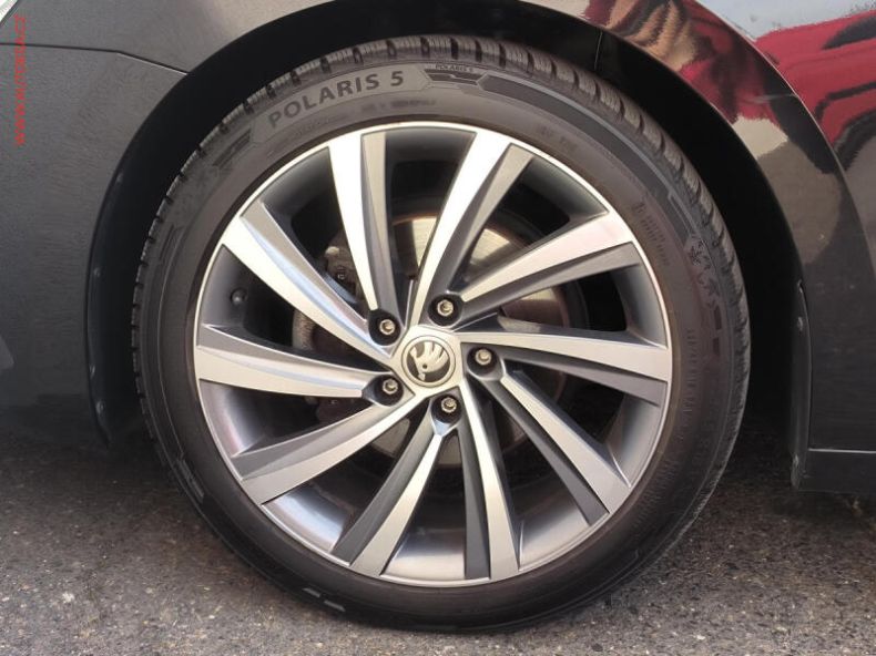 Škoda Octavia - hlavní fotka