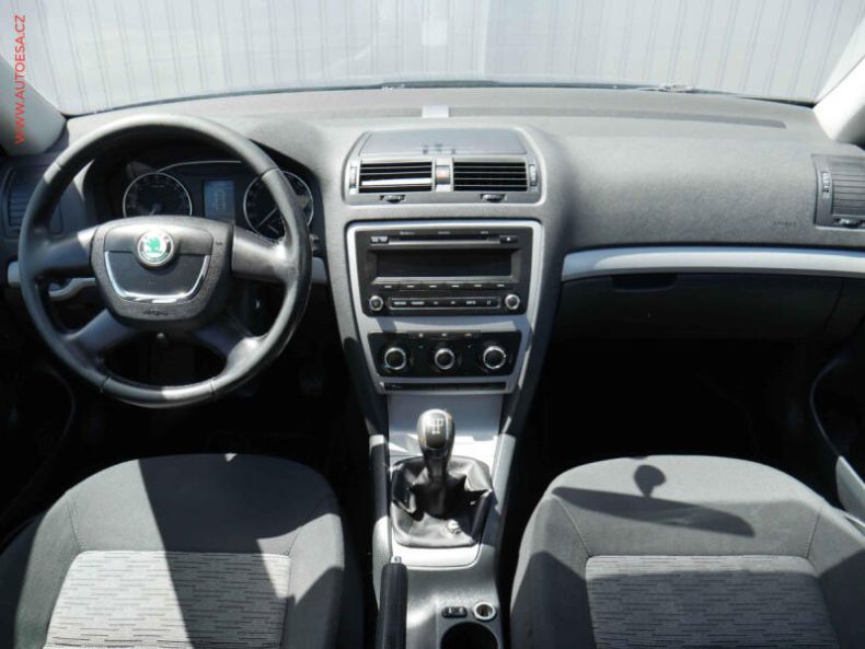 Škoda Octavia - hlavní fotka