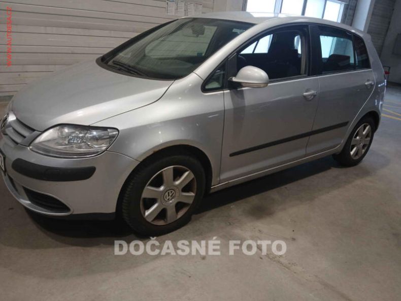 Volkswagen Golf - hlavní foto