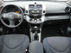 Toyota RAV 4 - fotka číslo 7
