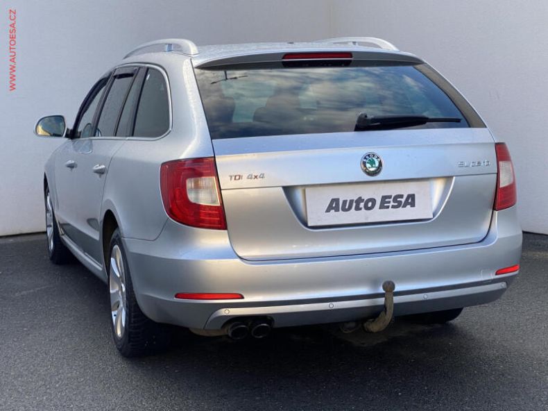 Škoda Superb - hlavní fotka