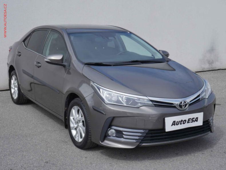 Toyota Corolla - hlavní foto