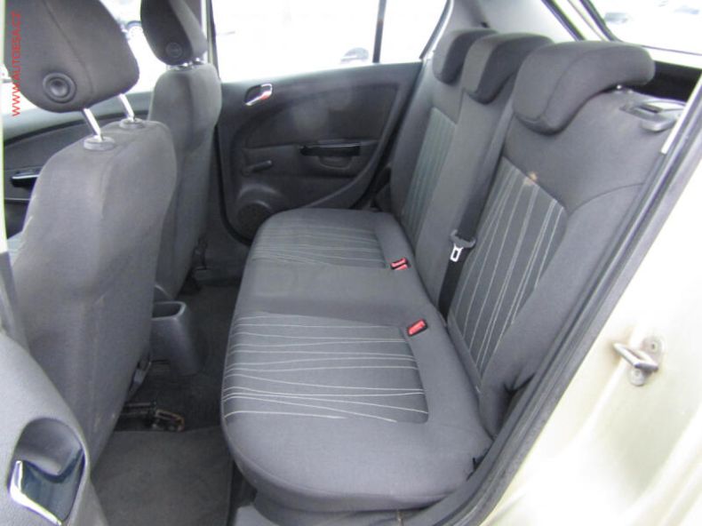 Opel Corsa - hlavní fotka
